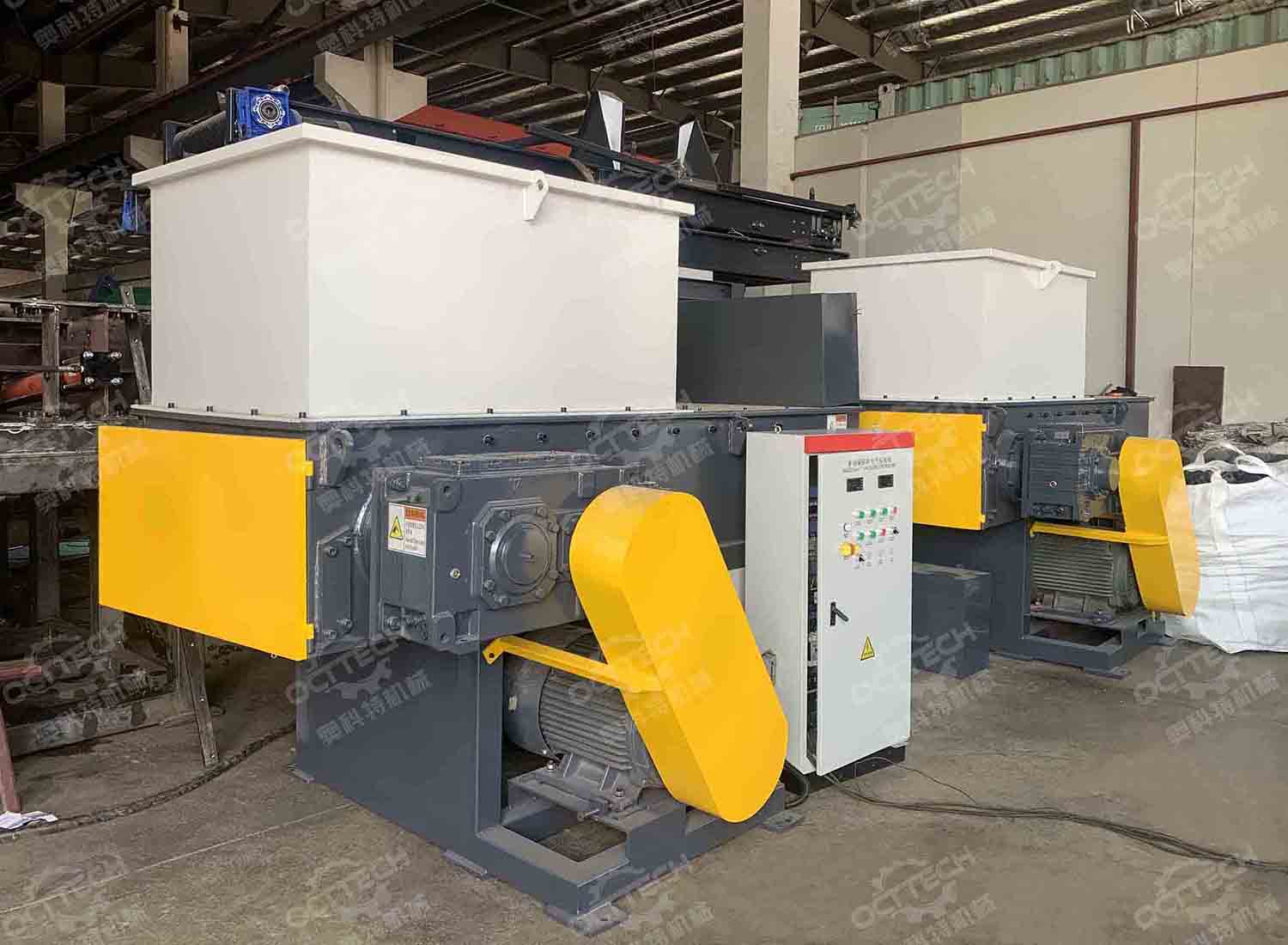 Single shaft shredder machine